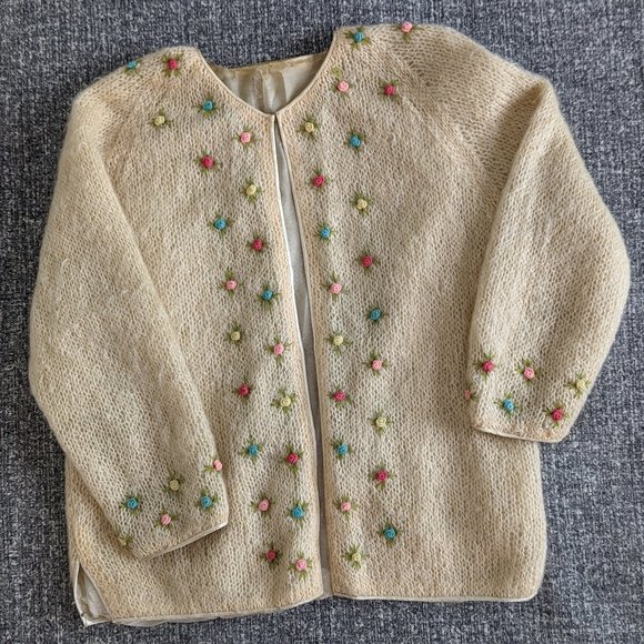 Vintage Cottage Core Cardigan - Picture 3 of 12